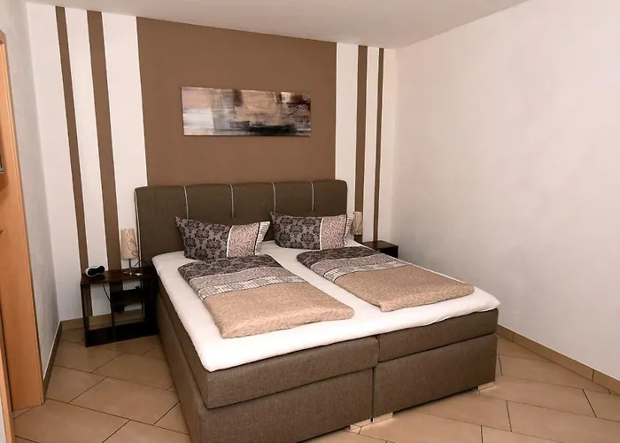 Winzer Lounge Gastezimmer בית הארחה 5*