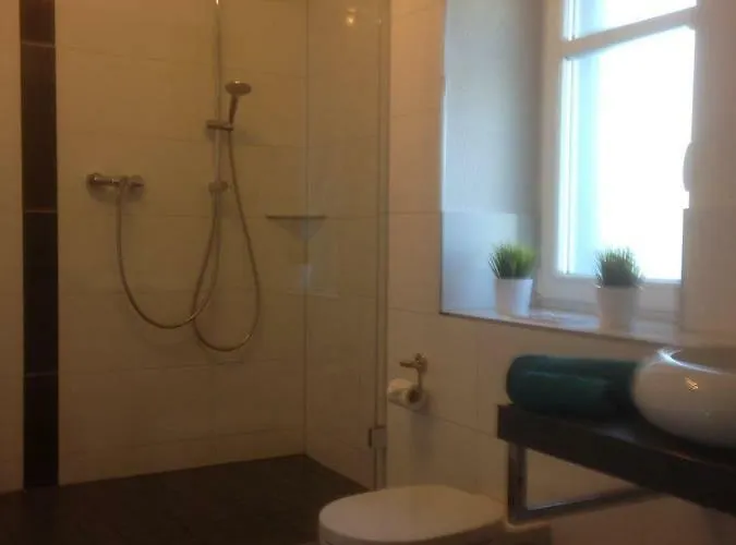 Winzer Lounge Gastezimmer בית הארחה 5*