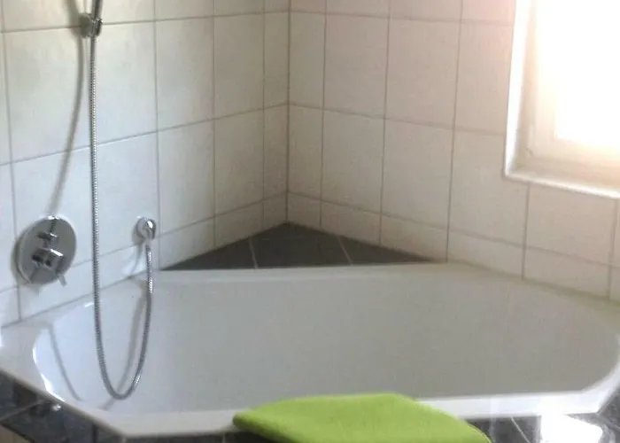 Winzer Lounge Gastezimmer בית הארחה דרנאו