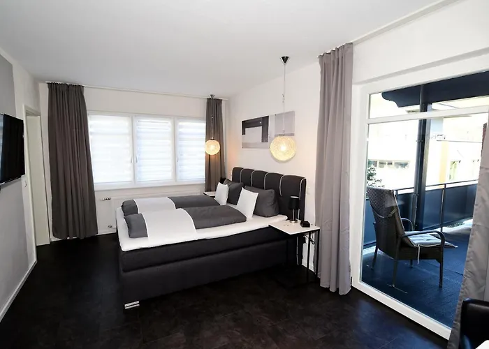 Winzer Lounge Gastezimmer בית הארחה